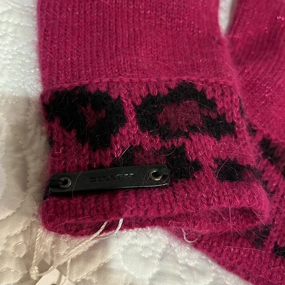Coach Ocelot‎ touch gloves, NWT